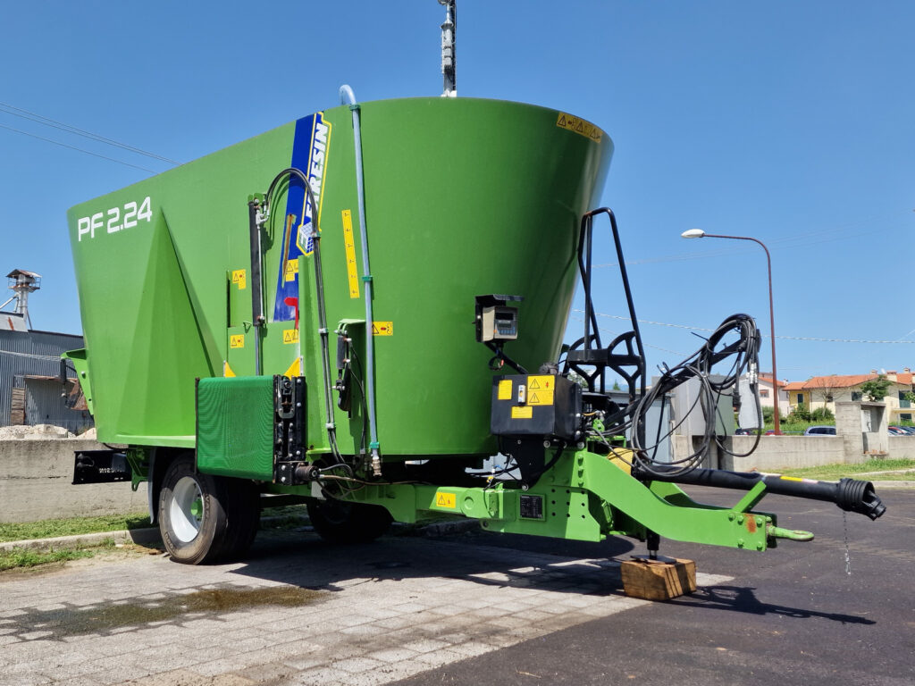 Used Faresin Telescopic Handlers and Used Faresin Mixer Wagons